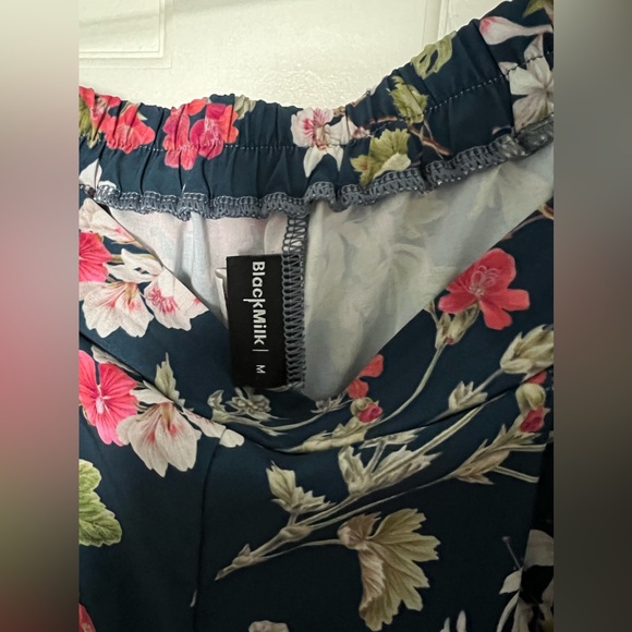 Blackmilk Gorgeous Garden Navy Lounge Pants - Picture 4 of 4